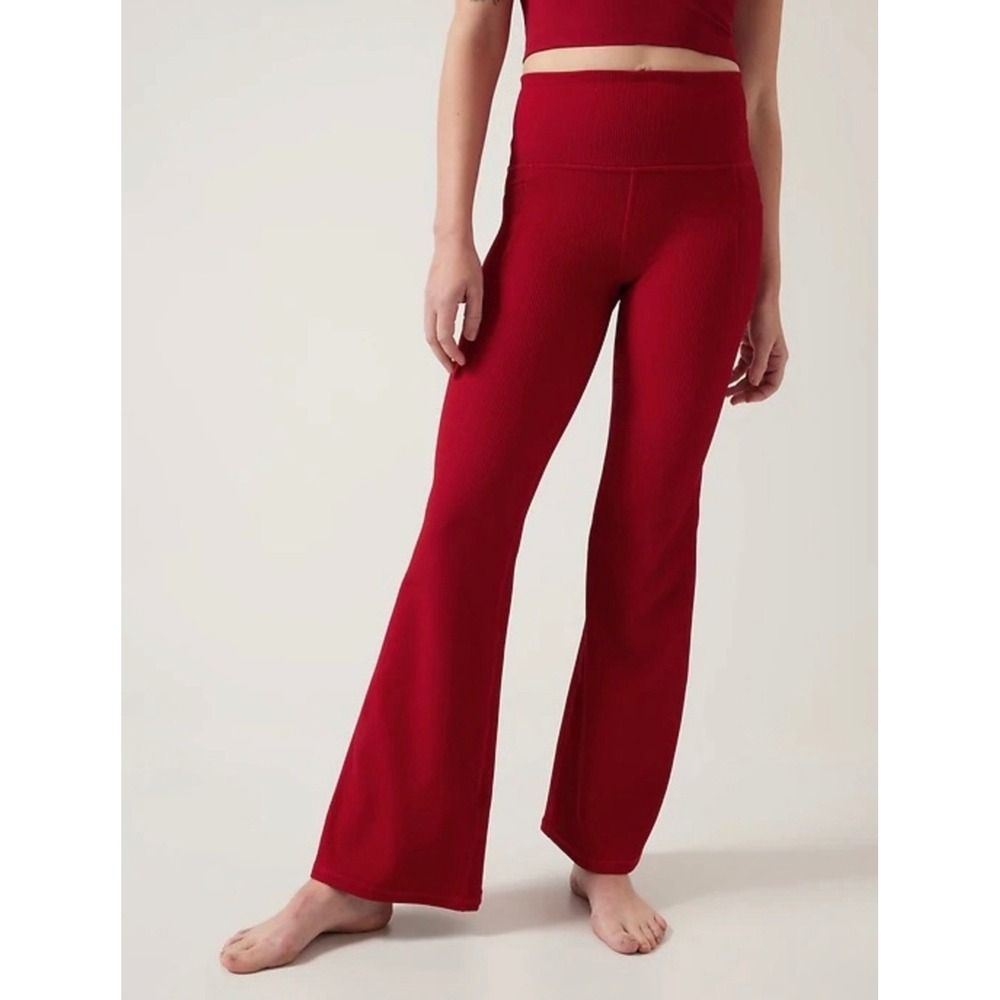 Athleta Salutation Stash Rib Flare Womens Medium Red High‎ Rise Yoga Leggings